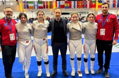 Yıldız Kadın Kılıç Milli Takımı, Avrupa ikincisi oldu