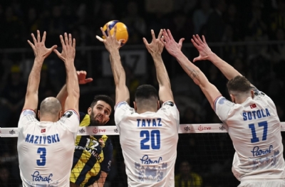 Halkbank - Fenerbahçe Medicana: 3-0 (MAÇ SONUCU)