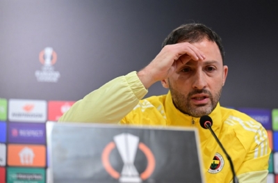 Fenerbahçe'nin derdi büyük! Çekirdekçiler gitti TikTokçular geldi