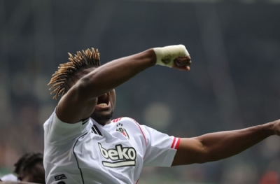 Duvarcı ustaları bulundu! Moskova yolundan döndü yıldız oldu