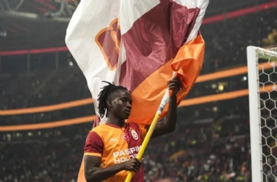 Renato Nhaga ilk 11'e: Vitrin maçı