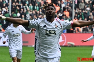 Gurur kaynağı Agbadou! Santrafordan pahalı stoper