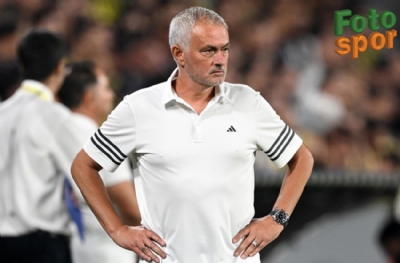 Mourinho: 'VAR herhalde kahve içiyordu!'