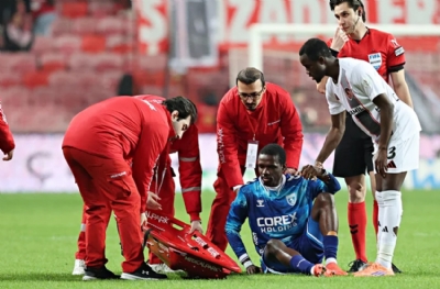 Samsunspor'da Fenerbahçe maçı öncesi Assoumou şoku