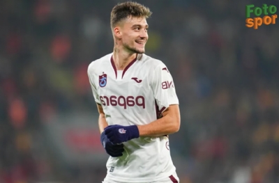 Muçi zirveyi ele geçirdi: Cerny onu izliyor