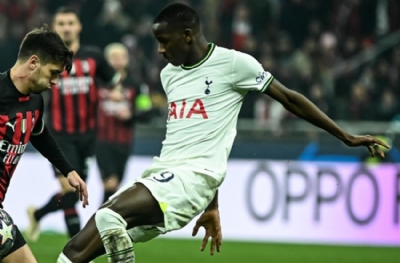 Ezeli rakipler transfer yarışında! Sarr'ı sarıp sarmalamak lazım