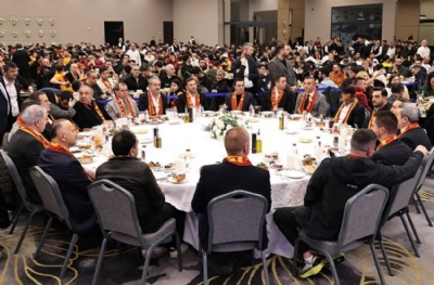 İftar barış getirdi! Galatasaray'da erimeyen buz kalmadı