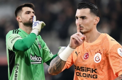 Ceza sahası dışındaki teklike! Eldivenlerin dili