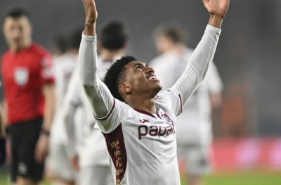 Felipe Augusto'ya ilgi bitmedi: Sezon sonu gelecekler