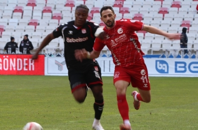 Özbelsan Sivasspor - Emre Gökdemir İnşaat Ankara Keçiörengücü: 0-1 (MAÇ SONUCU)