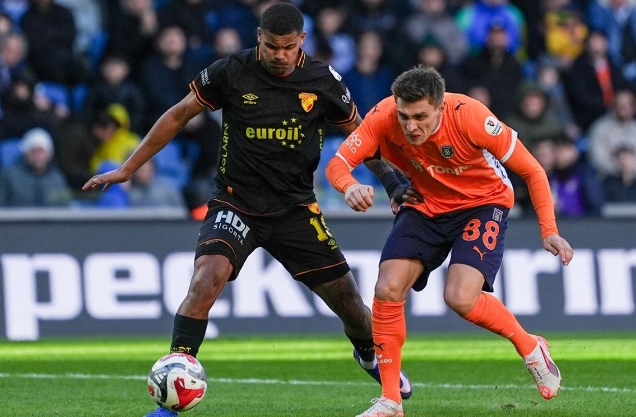 Başakşehir - Göztepe: 2-1 (MAÇ SONUCU)