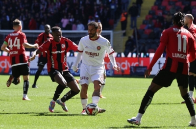 Gaziantep FK-Mısırlı.com.tr Fatih Karagümrük:1-1 (MAÇ SONUCU)