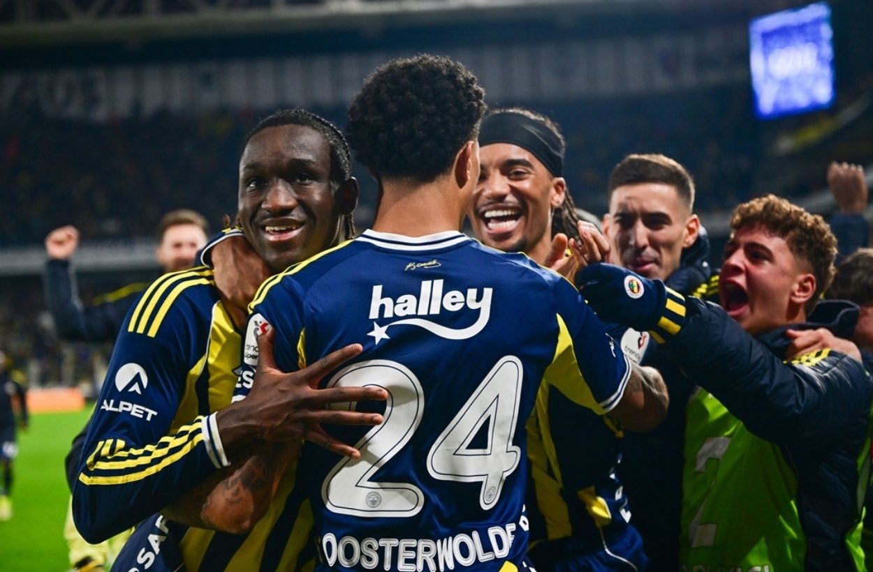 Fenerbahçe'nin yediği gollerin %40'ı ortalardan!