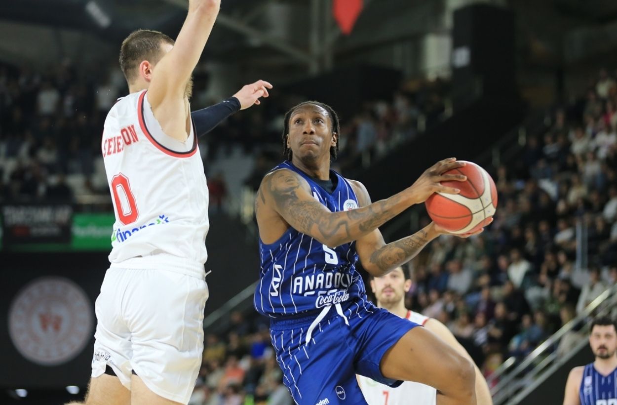 Glint Manisa Basket - Anadolu Efes: 76-85 (MAÇ SONUCU)