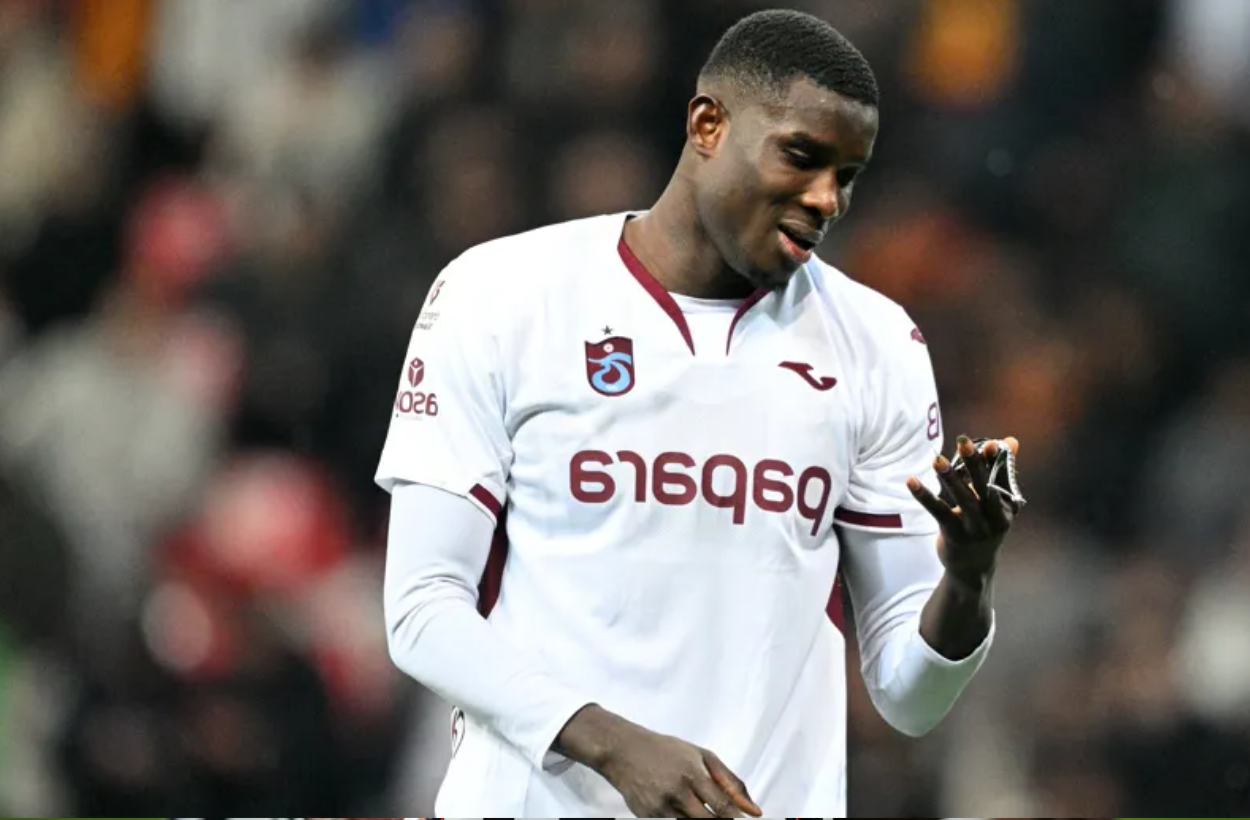 Onuachu Burak Yılmaz'ı yakaladı