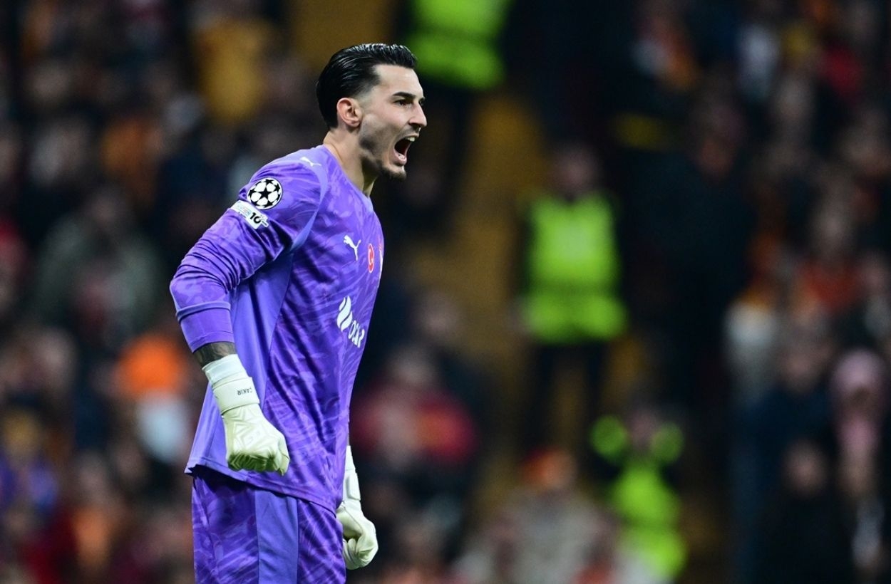 Uğurcan Çakır Arne Slot'a cevabını verdi: Yine olmadı Etikite