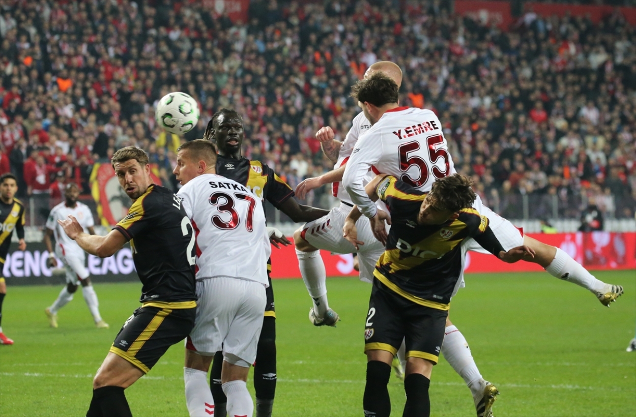 Samsunspor - Rayo Vallecano: 1-3 (MAÇ SONUCU)