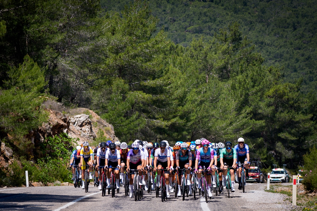 61_cumhurbaskanligi_turkiye_bisiklet_turu