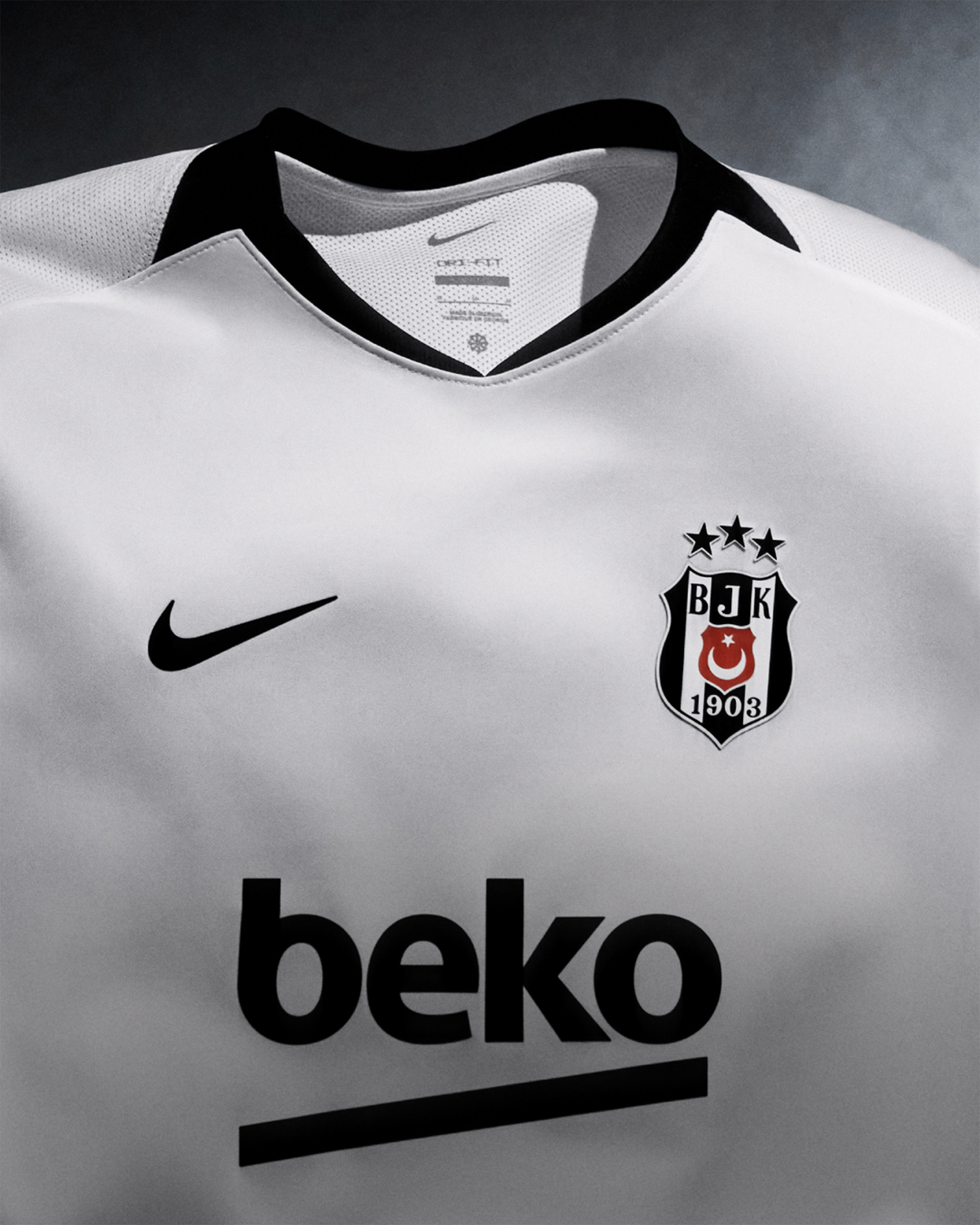Beşiktaş'ın yeni sezon formaları