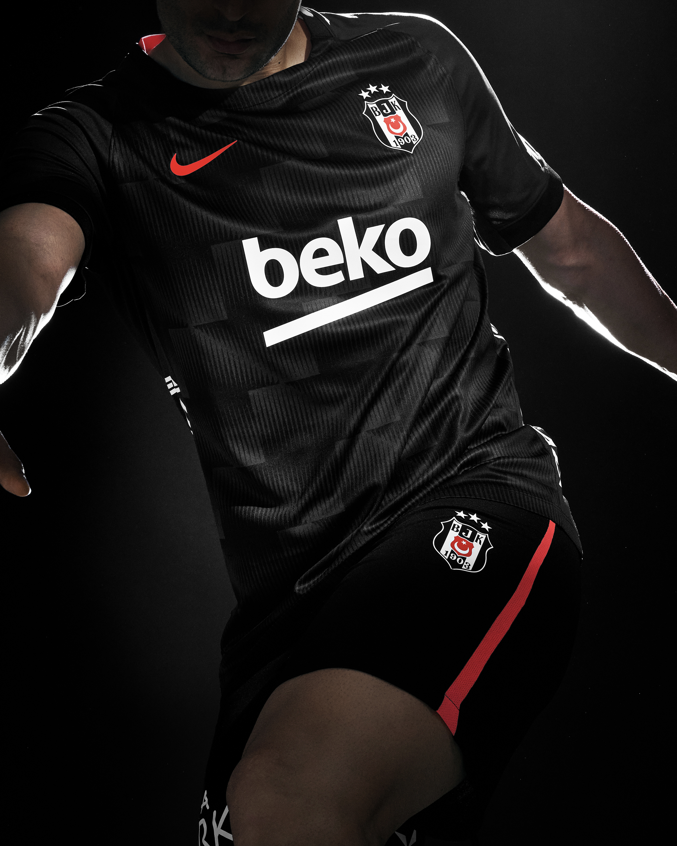 Beşiktaş'ın yeni sezon formaları