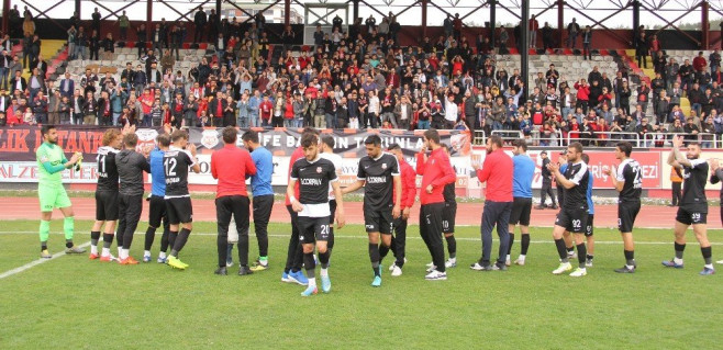 Manisaspor - Kastamonuspor 1966 maçını canlı veren kanal var mı?